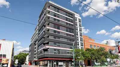 Condo Apartment in Toronto