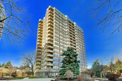 Condo Apartment in Toronto