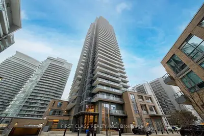 Condo Apartment in Toronto