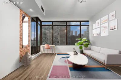 Condo Apartment in Toronto