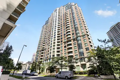 7 Lorraine Drive 706, Toronto, On M2n 7h2