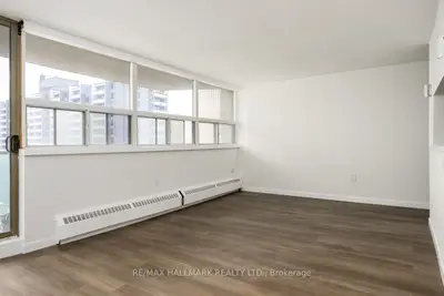 5949 Yonge Street 1105, Toronto, On M2m 3v8