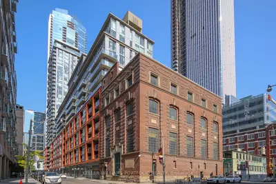 Condo Apartment in Toronto