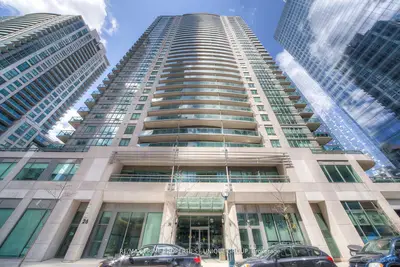 Condo Apartment in Toronto