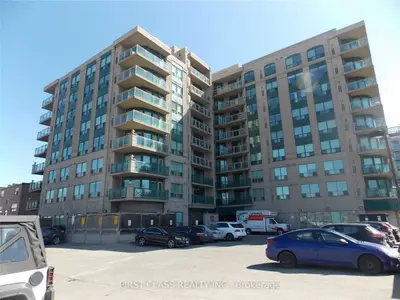 Condo Apartment in Toronto