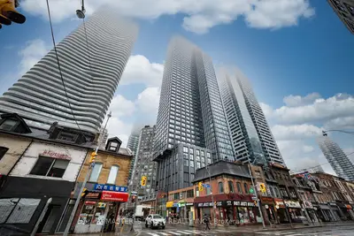 Condo Apartment in Toronto