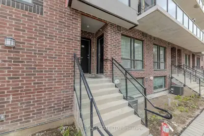 871 Sheppard Avenue W 46, Toronto, On M3h 0e8