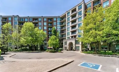 Condo Apartment in Toronto