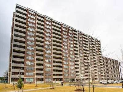 Condo Apartment in Toronto