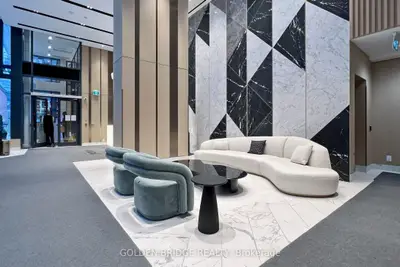 38 Widmer Street 4211, Toronto, On M5v 2e9