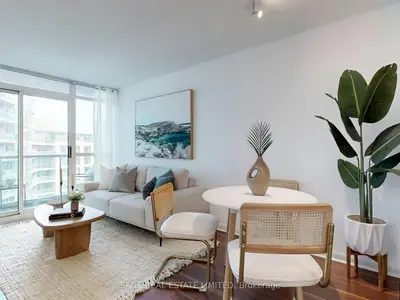Condo Apartment in Toronto