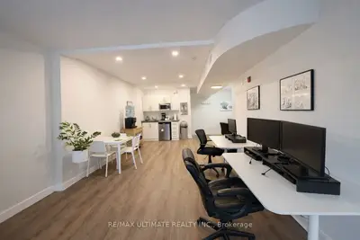 460 College Street 203, Toronto, On M6g 1a1