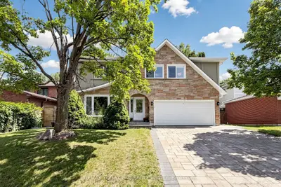 3 Cobblestone Drive, Toronto, On M2j 2x6