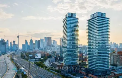 Condo Apartment in Toronto