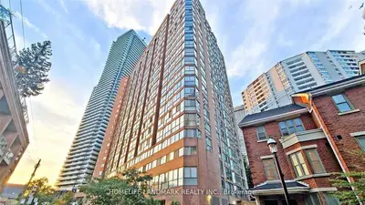 Condo Apartment in Toronto