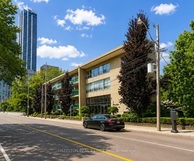 4 Sherbourne Street N 101, Toronto, On M4w 2t1