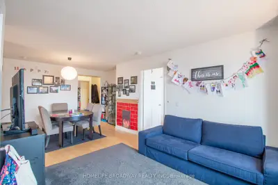 Condo Apartment in Toronto