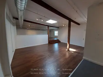 135 Tecumseth Street 14a, Toronto, On M6j 2h2