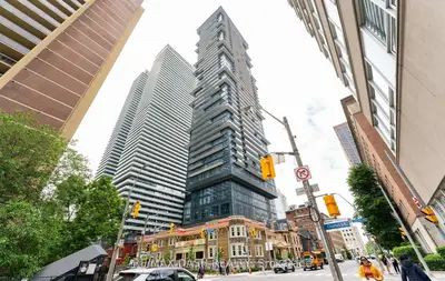 Condo Apartment in Toronto