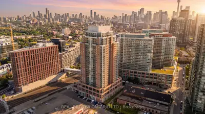Common Element Condo in Toronto
