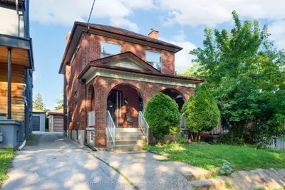 Detached in Toronto