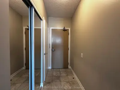 60 Byng Avenue 1812, Toronto, On M2n 4k3