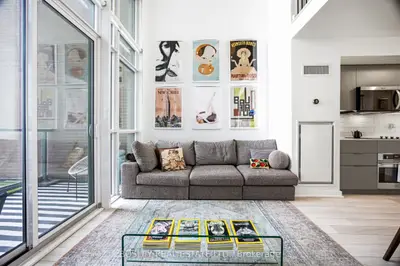 Condo Apartment in Toronto