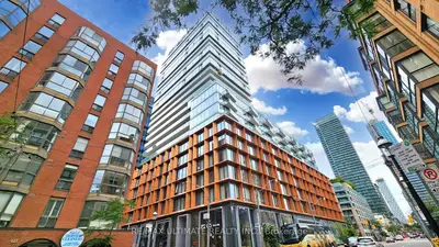 Condo Apartment in Toronto