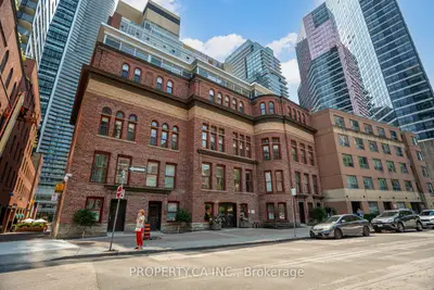 Condo Apartment in Toronto