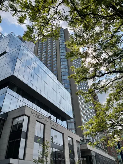 Condo Apartment in Toronto