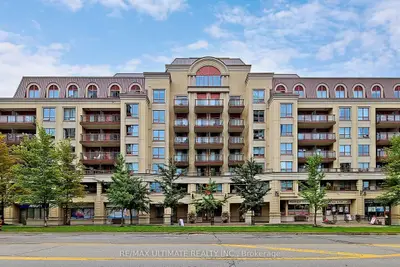 Condo Apartment in Toronto