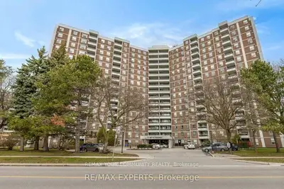 Condo Apartment in Toronto