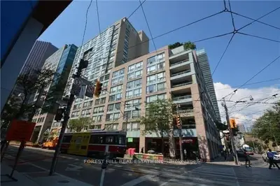 Condo Apartment in Toronto