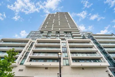 7 Golden Lion Heights 826, Toronto, On M2m 0c1