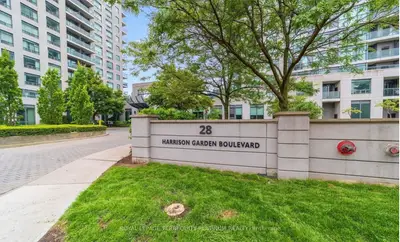 Condo Apartment in Toronto