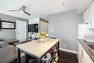 2035 Sheppard Avenue E 335, Toronto, On M2j 0a8