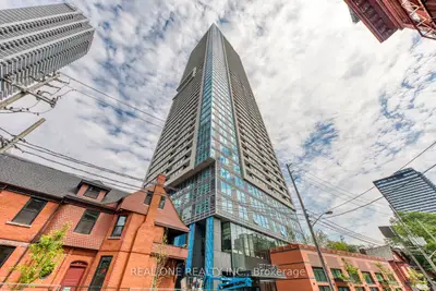 Condo Apartment in Toronto