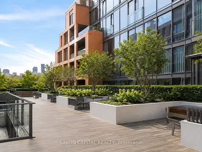 Condo Townhouse in Toronto