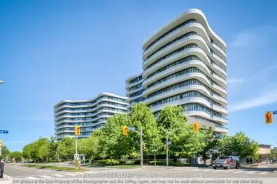 Condo Apartment in Toronto