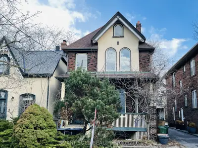 Detached in Toronto