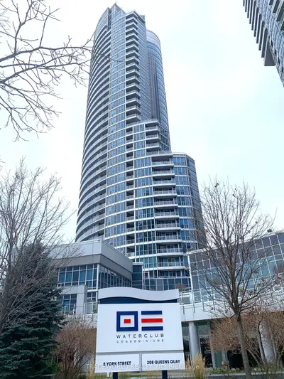 Condo Apartment in Toronto