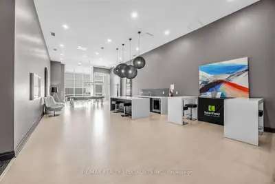 125 Western Battery Road 301, Toronto, On M6k 3r8