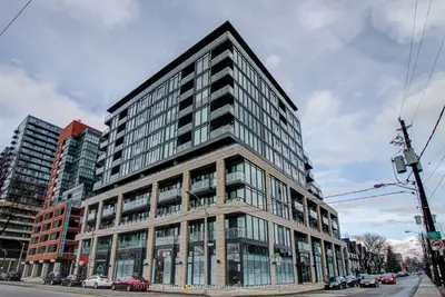 Condo Apartment in Toronto
