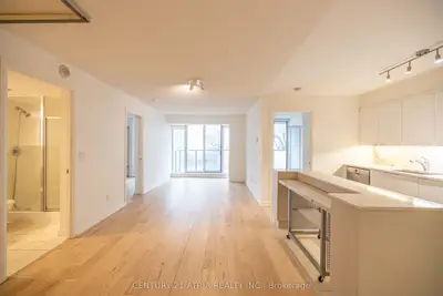 111 Elizabeth Street 606, Toronto, On M5g 1p7