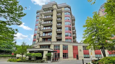 23 Rean Drive 405, Toronto, On M2k 0a5