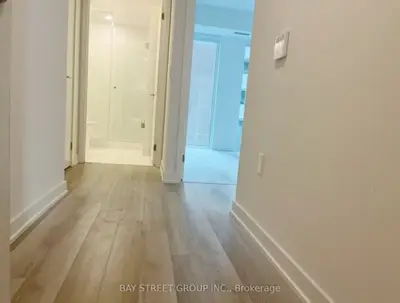 238 Simcoe Street 1904, Toronto, On M5t 1t4