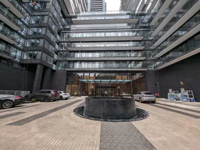 127 Broadway Avenue 1104, Toronto, On M4p 1v4
