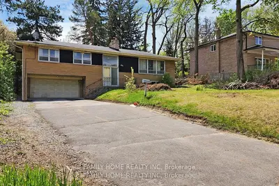 149 Steeles Avenue E, Toronto, On M2m 3y5