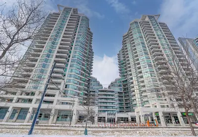 Condo Apartment in Toronto