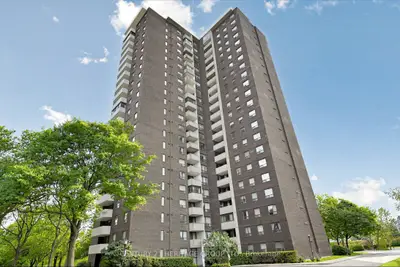Condo Apartment in Toronto